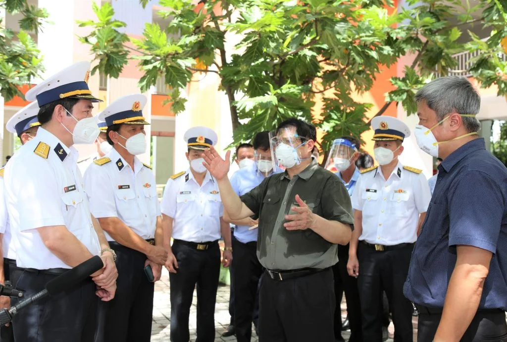 Ủy viên Bộ Chính trị, Thủ tướng Chính phủ Phạm Minh Chính kiểm tra công tác phòng, chống dịch COVID-19 tại thành phố Thủ Đức, Thành phố Hồ Chí Minh _Ảnh: TTXVN
