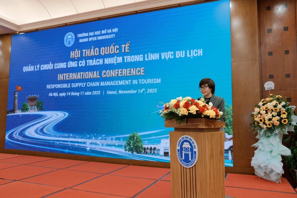 TS. Nguyễn Minh Phương – Phó Hiệu trưởng Trường Đại học Mở Hà Nội phát biểu khai mạc - ảnh BTC