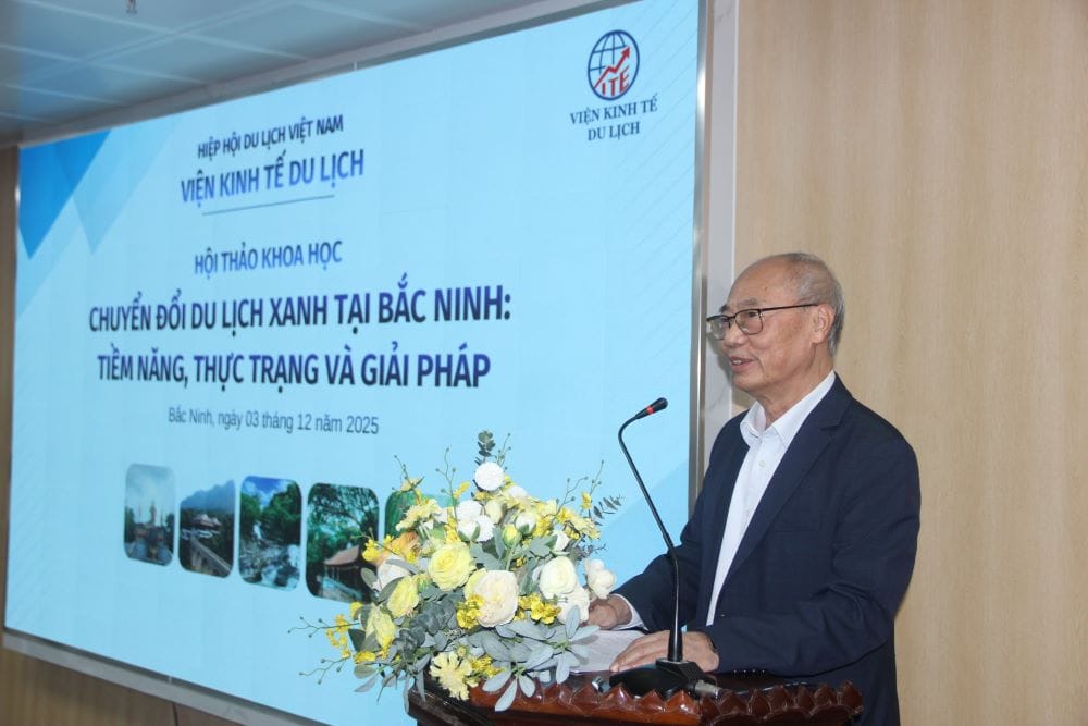 Ông Vũ Thế Bình - Chủ tịch Hiệp hội du lịch Việt Nam, phát biểu khai mạc hội thảo.